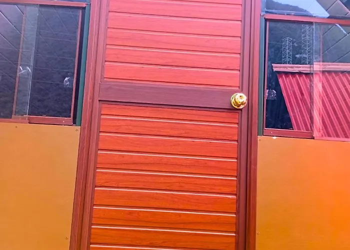 Luxe tent Florefundios Huts Collpa Colpapampa